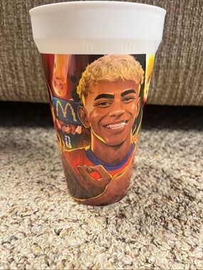 McDonald's FIFA World Cup cup - Lamine Yamal
